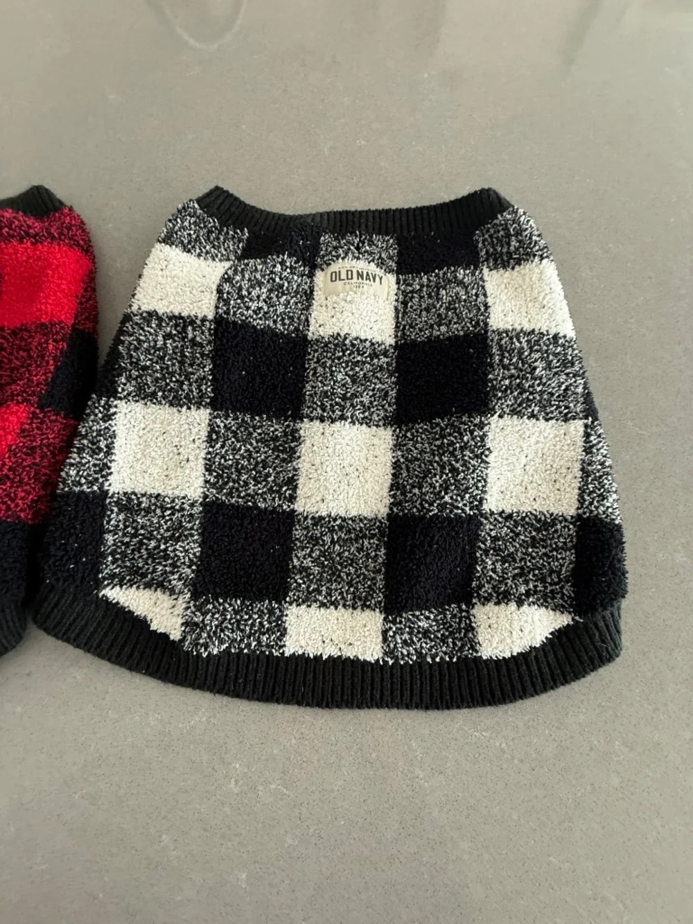 2 Old Navy Dog Large Buffalo and White Plaid Sweaters EUC